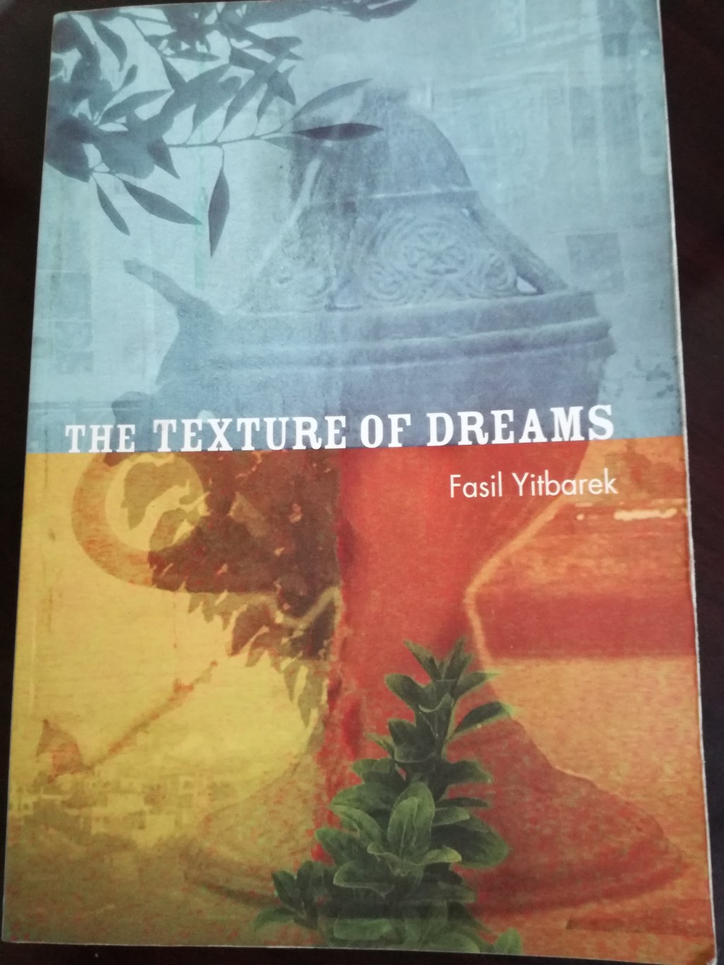 «La textura de los sueños», primera novela de Fasil&nbsp;Yitbarek